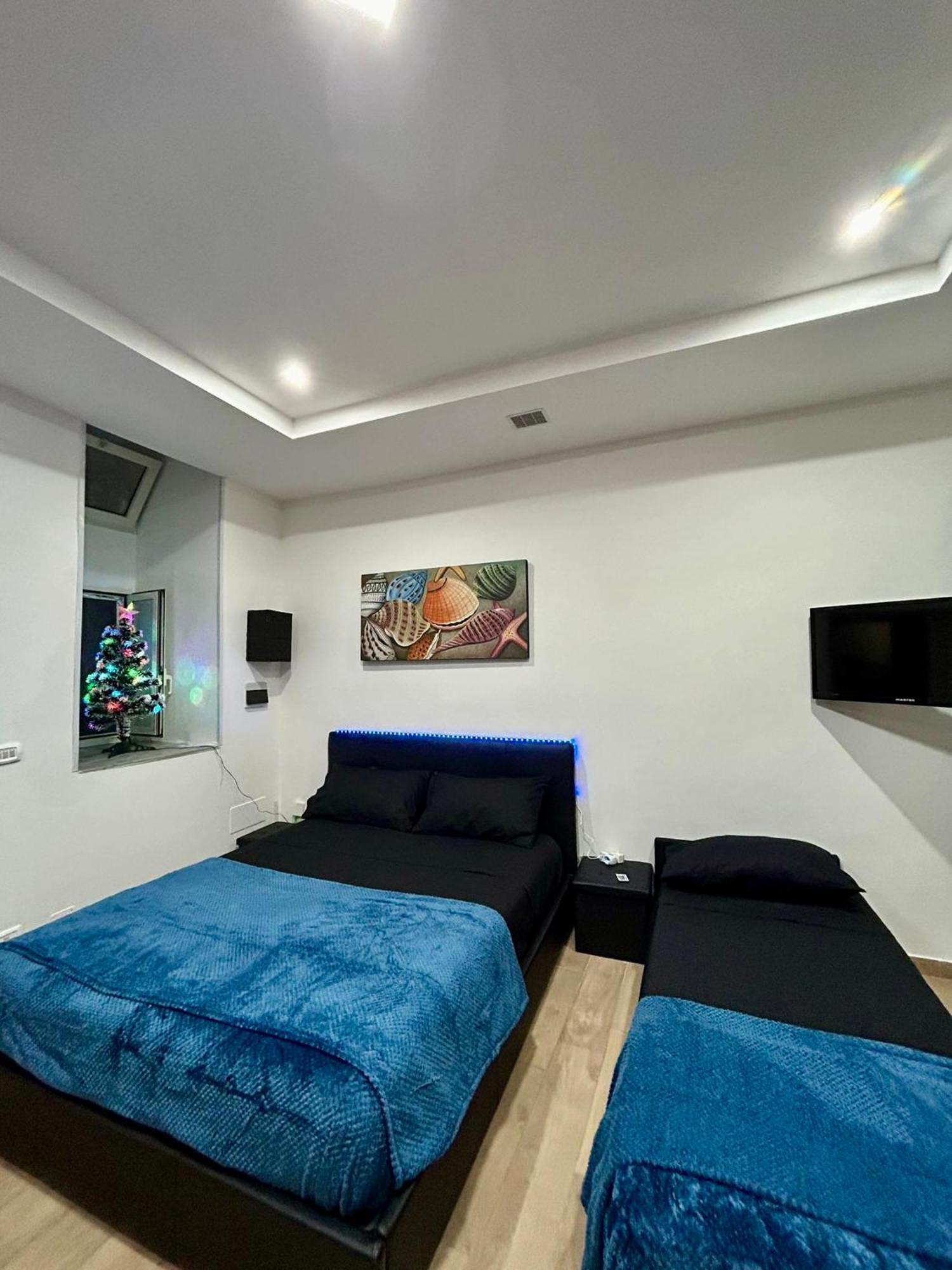 Golden House Apartment Naples Exterior photo